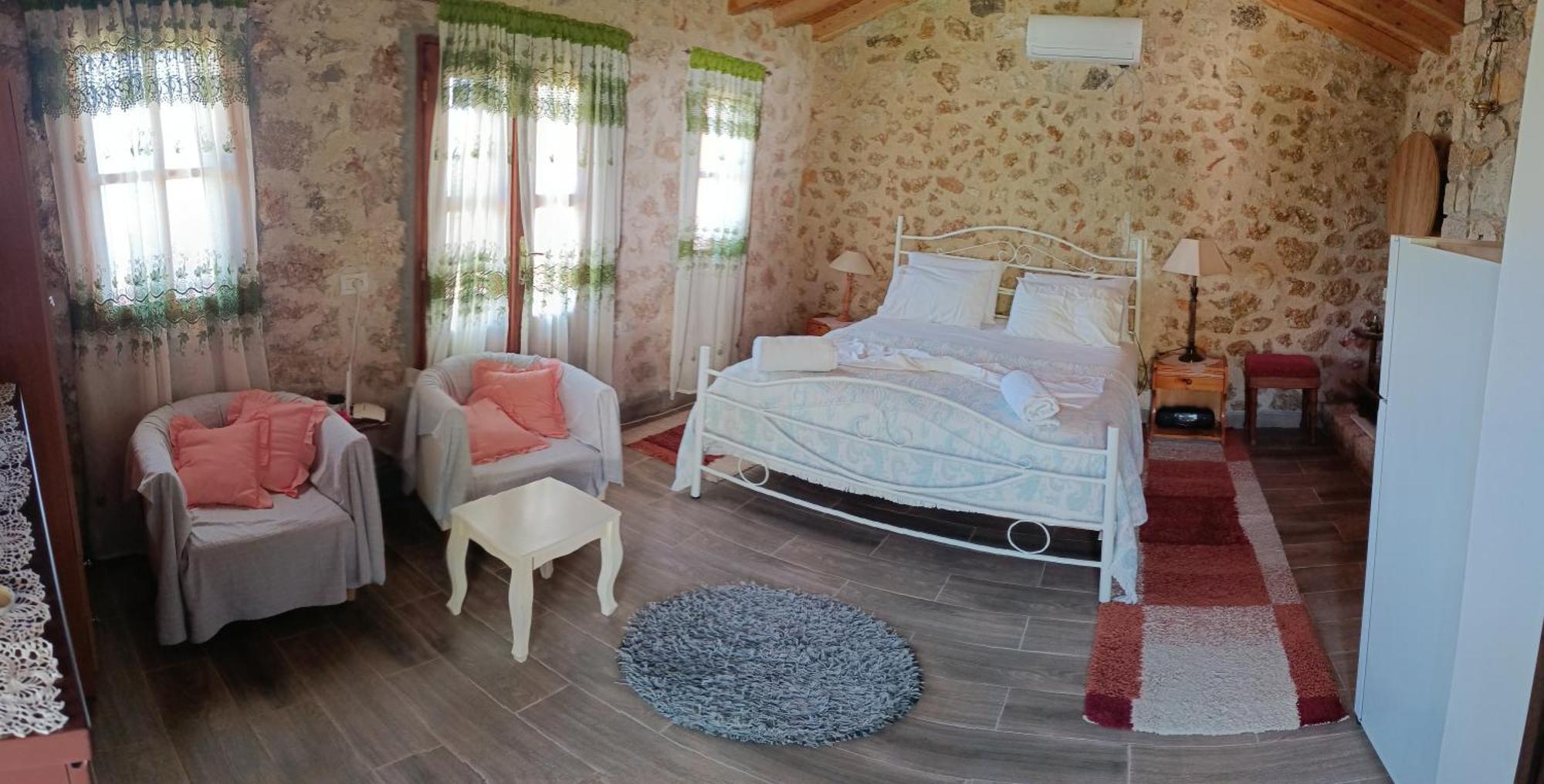 Penelope 2 Hotel Dhërmi Kültér fotó